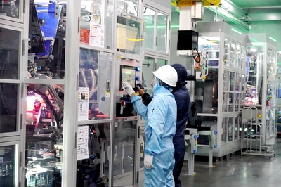 宜昌楚能三号工厂产品正式量产下线，一期项目全面建成量产